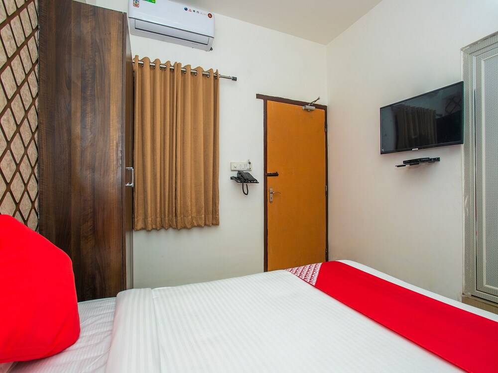 Splenor Inn by OYO Rooms