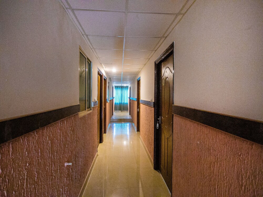 Splenor Inn by OYO Rooms