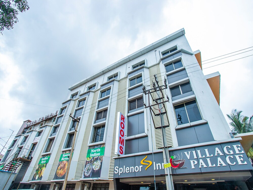 Splenor Inn by OYO Rooms