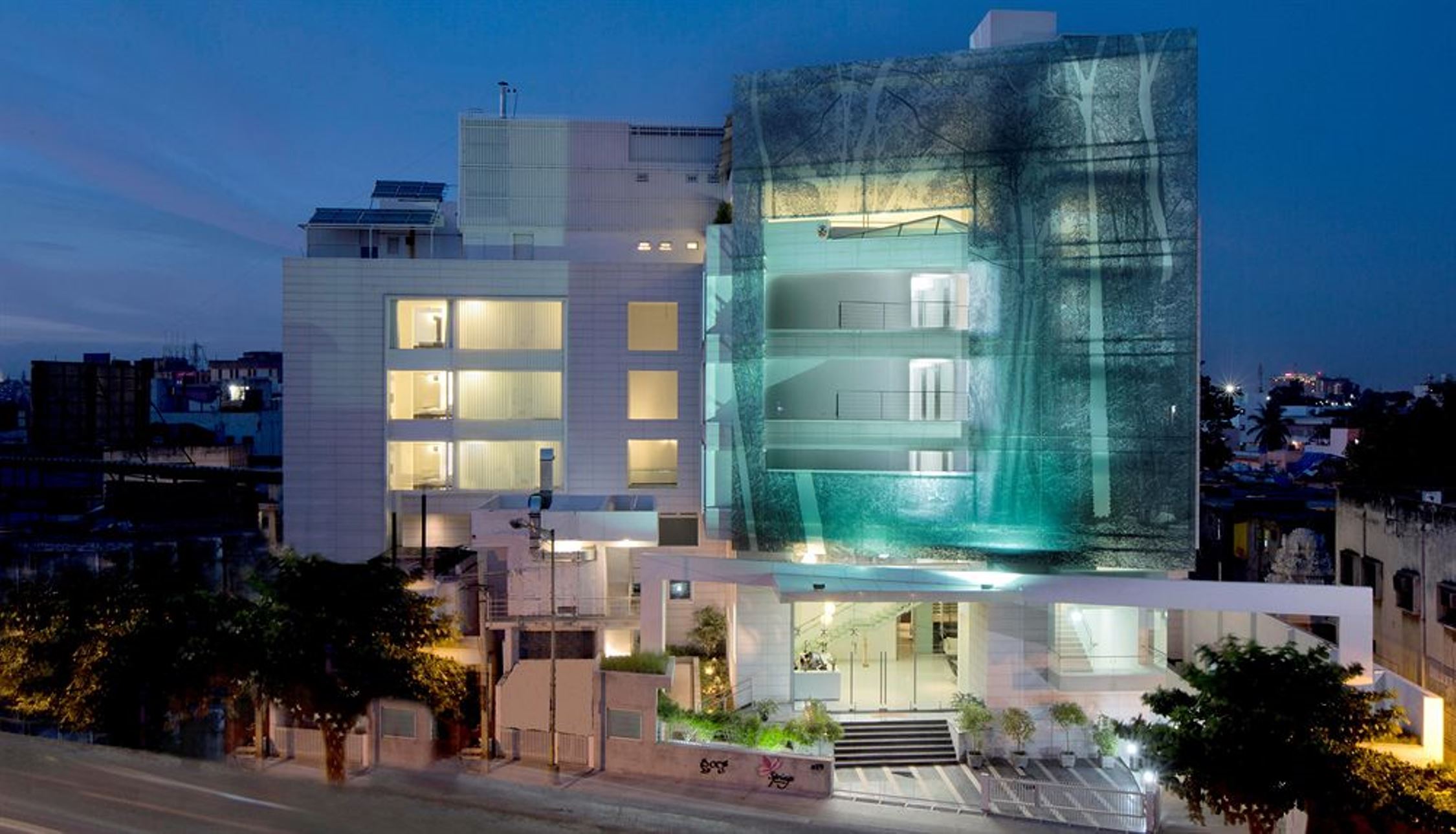 Springs Hotel And Spa Bangalor