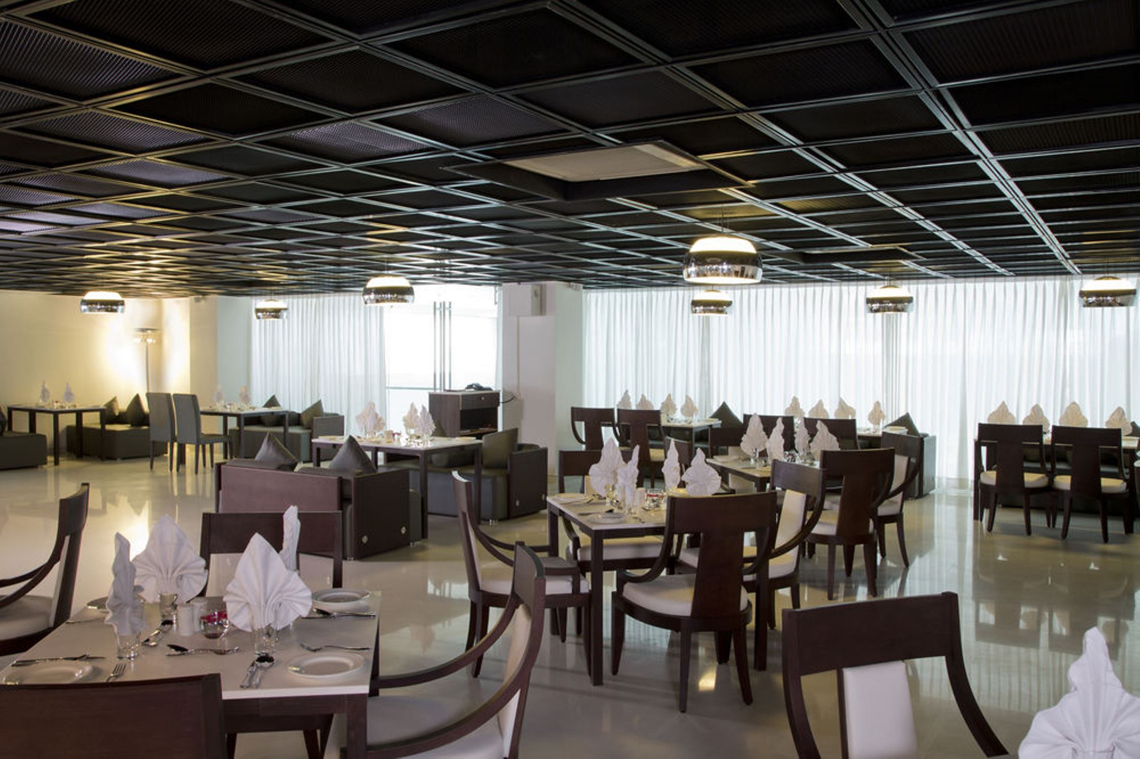 Springs Hotel And Spa Bangalor