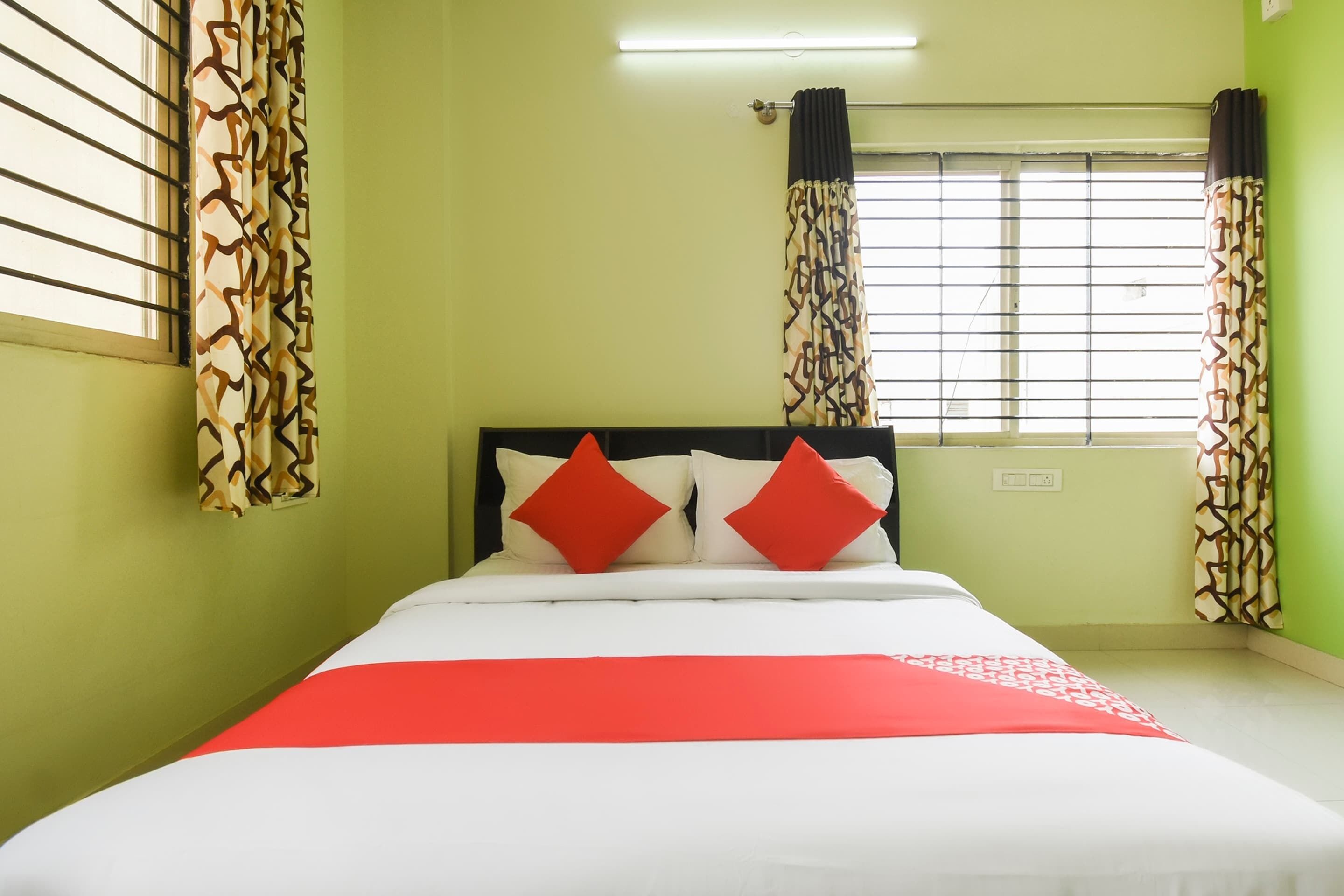 Srigandha Party Hall by OYO Rooms