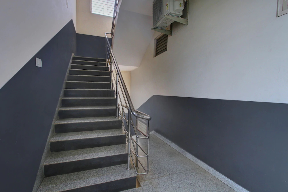 Sri Sai Comforts By OYO Rooms