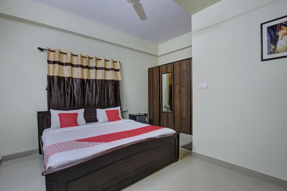 Sri Sai Comforts By OYO Rooms