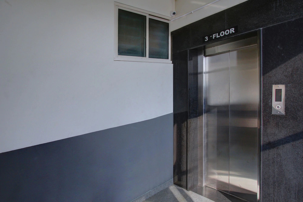 Sri Sai Comforts By OYO Rooms