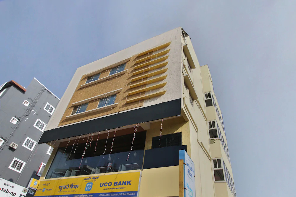 Sri Sai Comforts By OYO Rooms