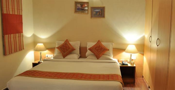Sterling Suites Langford Town