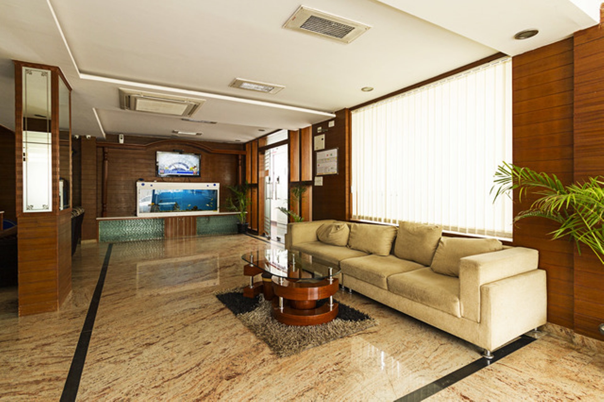 Sunray Hotel