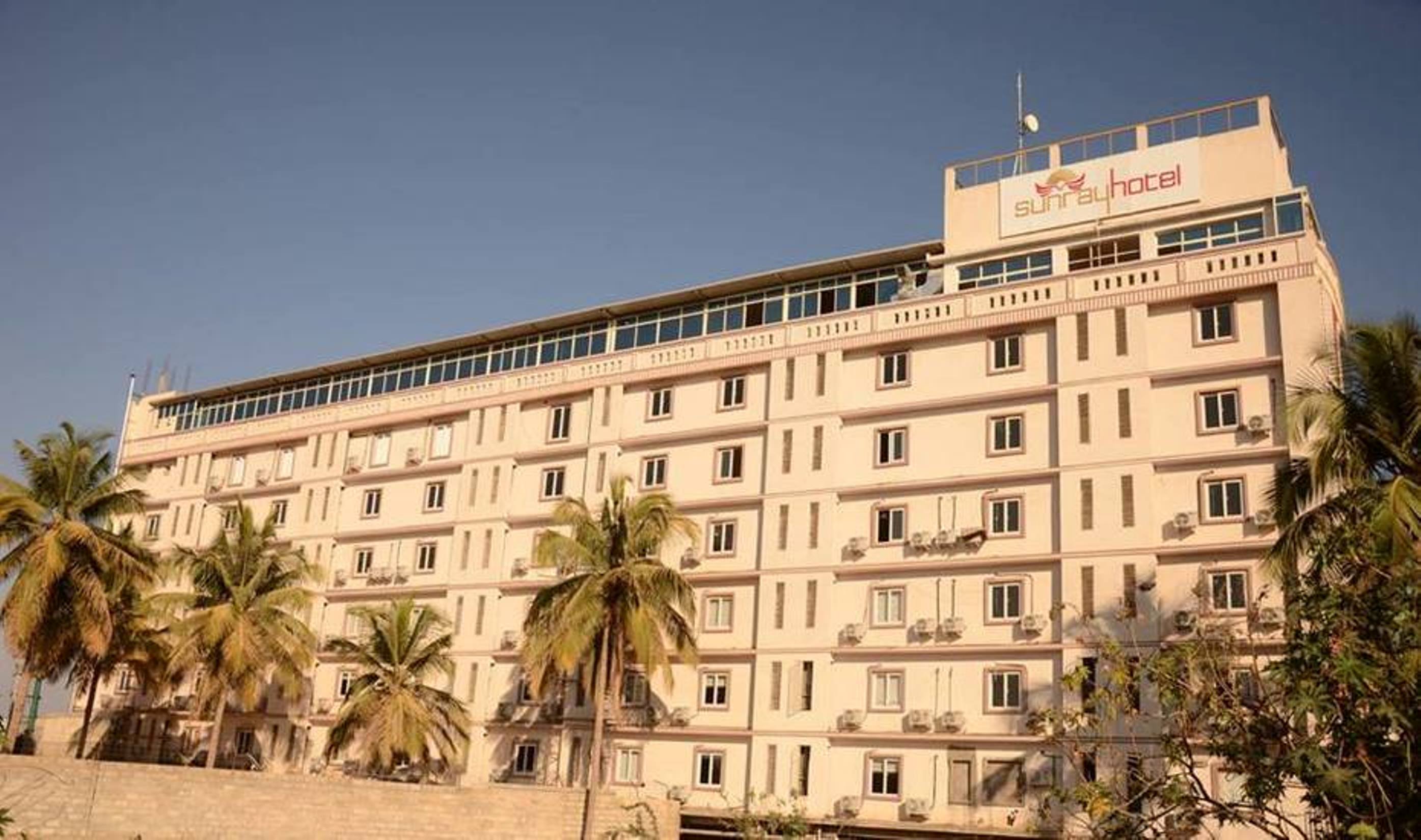 Sunray Hotel