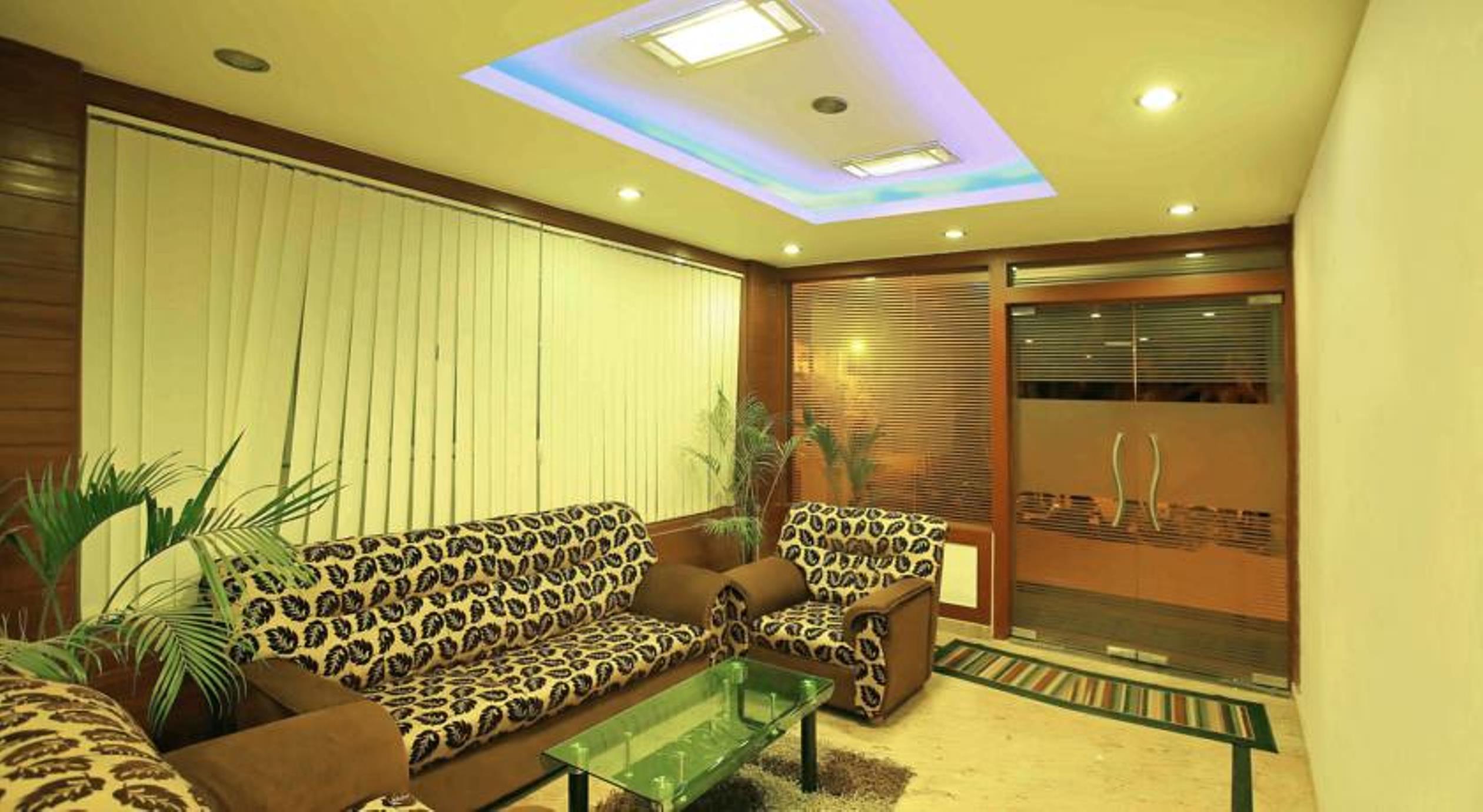 Sunray Hotel