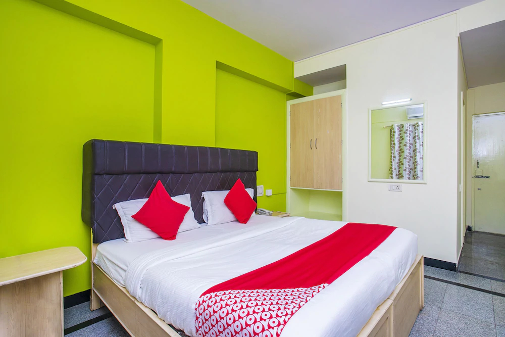 Suraksha Residency by OYO Rooms
