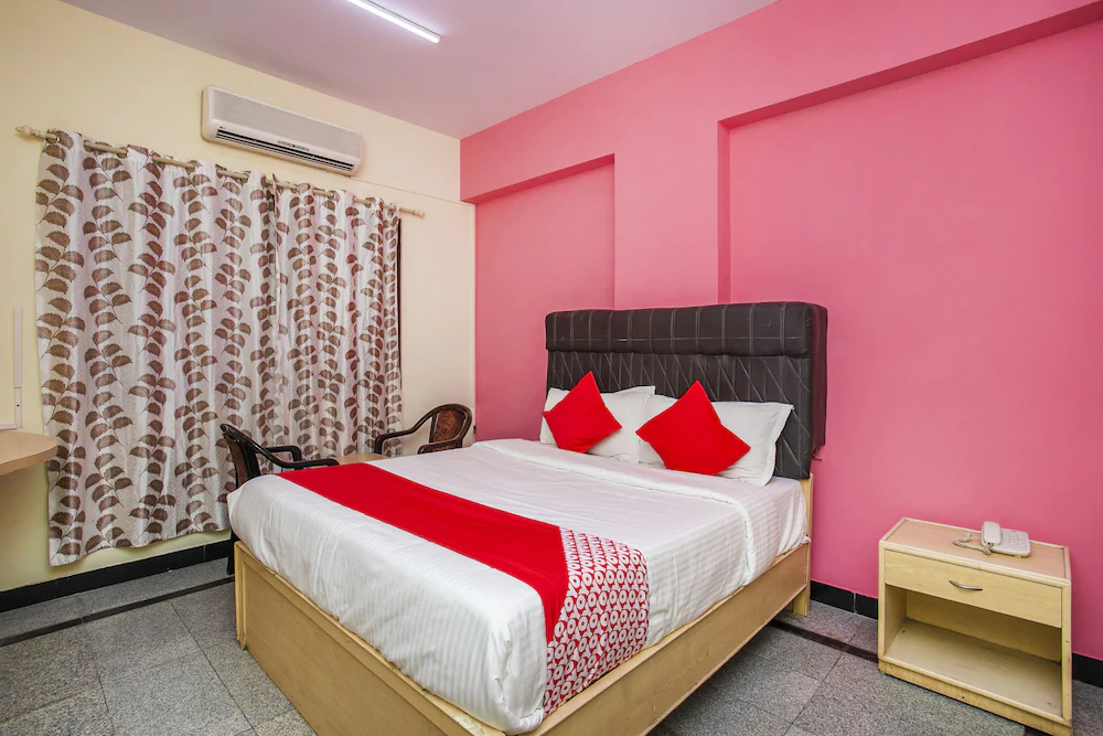Suraksha Residency by OYO Rooms