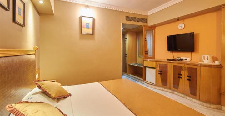 Manpho Bell Hotel & Convention Center