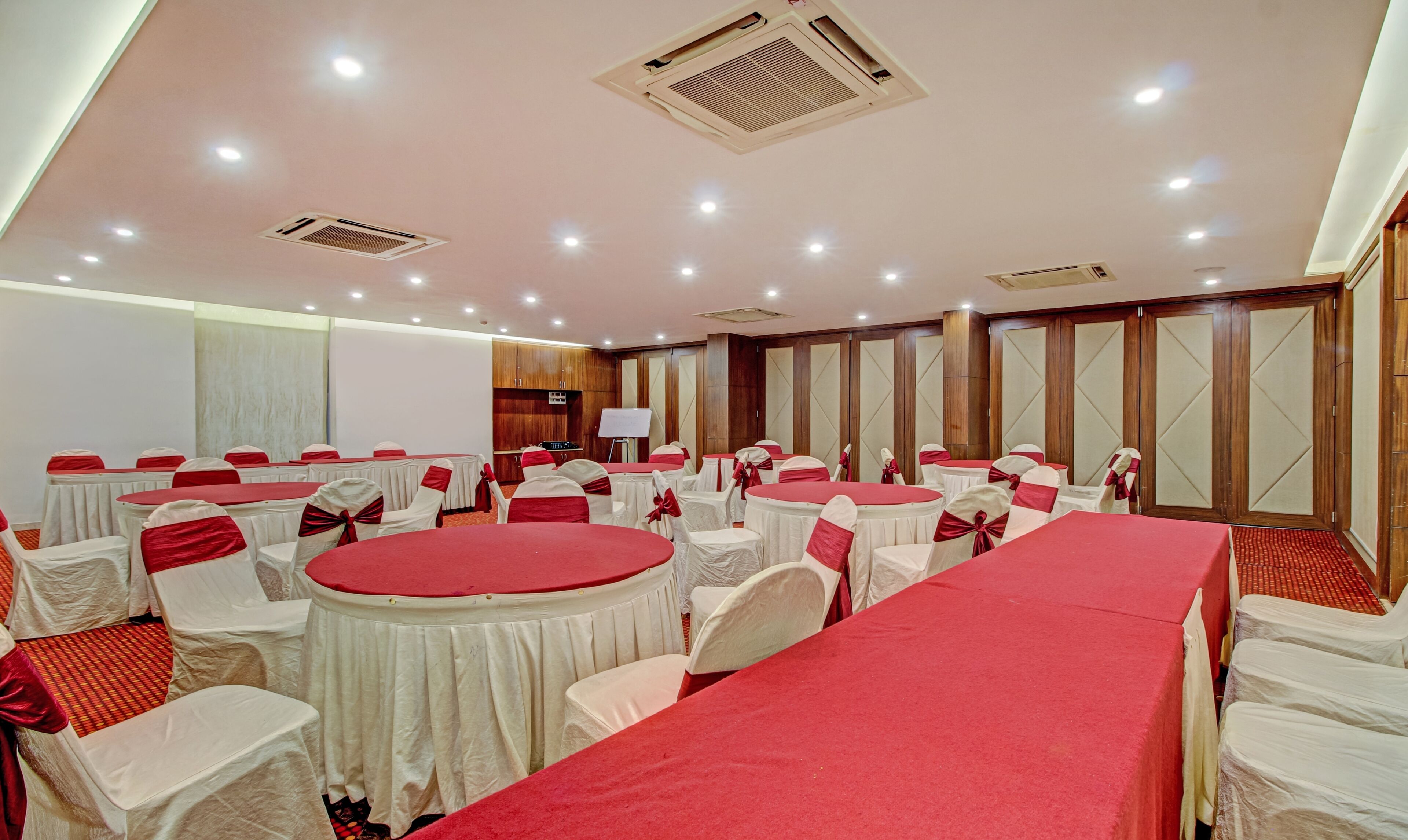 The Palladium by Treebo Hotels