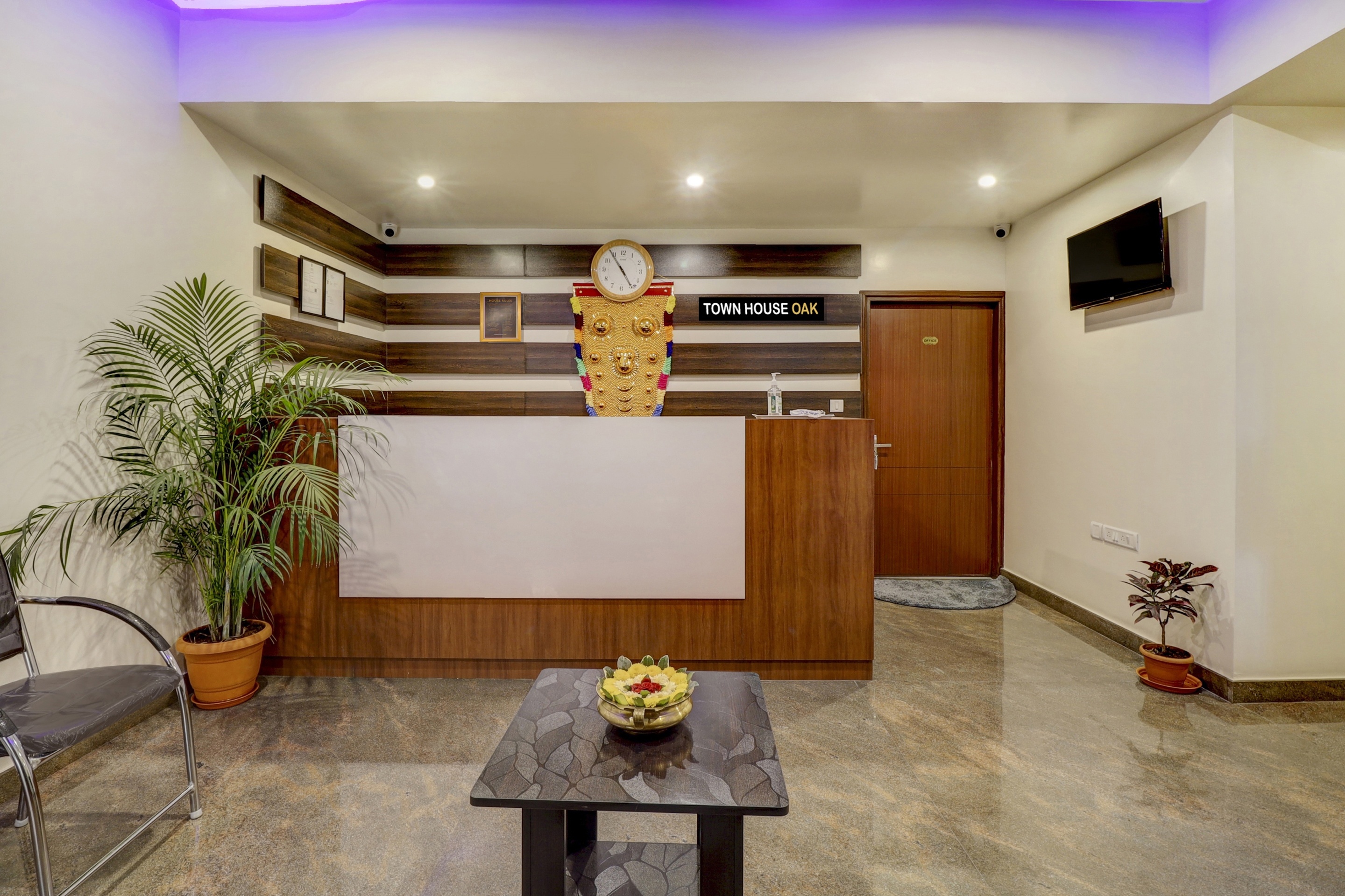 Townhouse Oak Hotel Prime