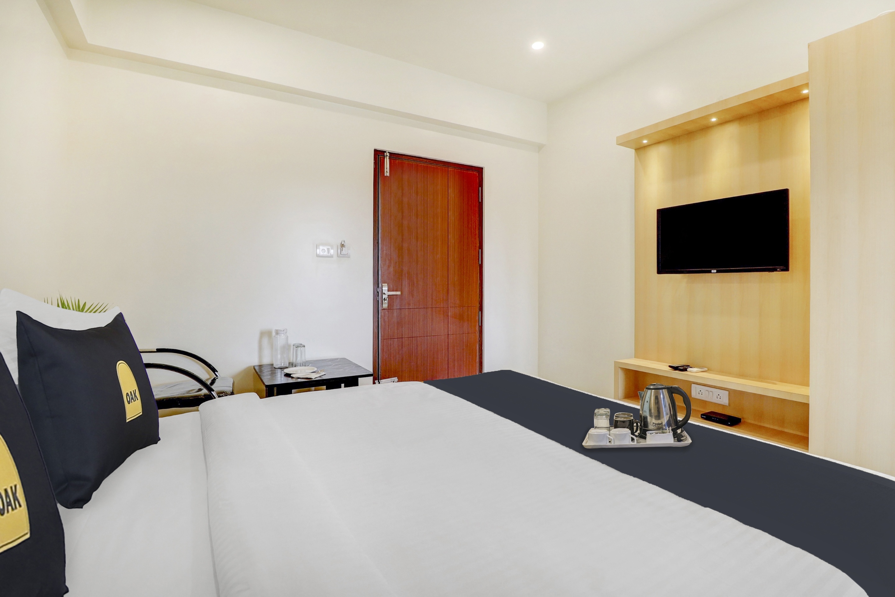 Townhouse Oak Hotel Prime