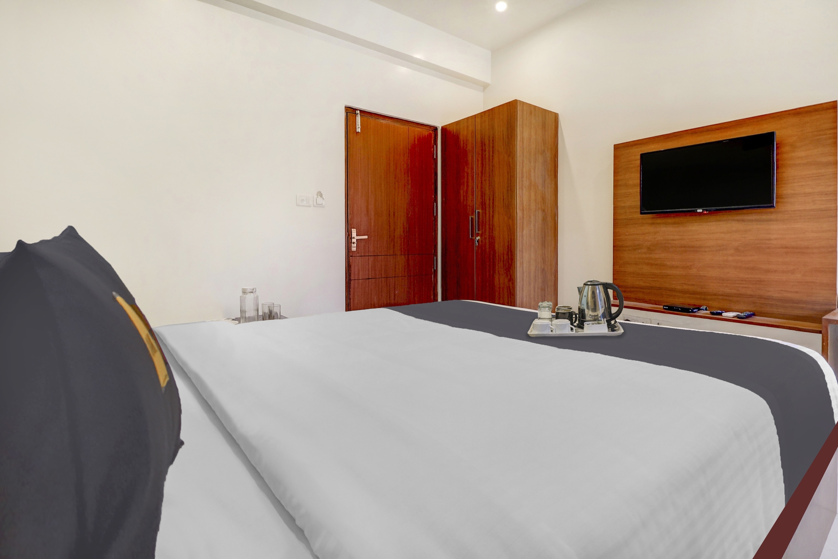 Townhouse Oak Hotel Prime