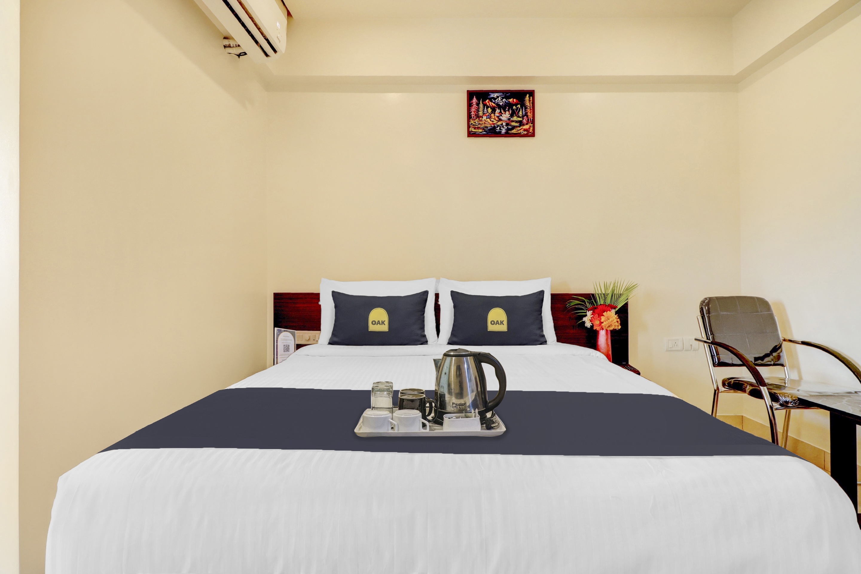 Townhouse Oak Hotel Prime