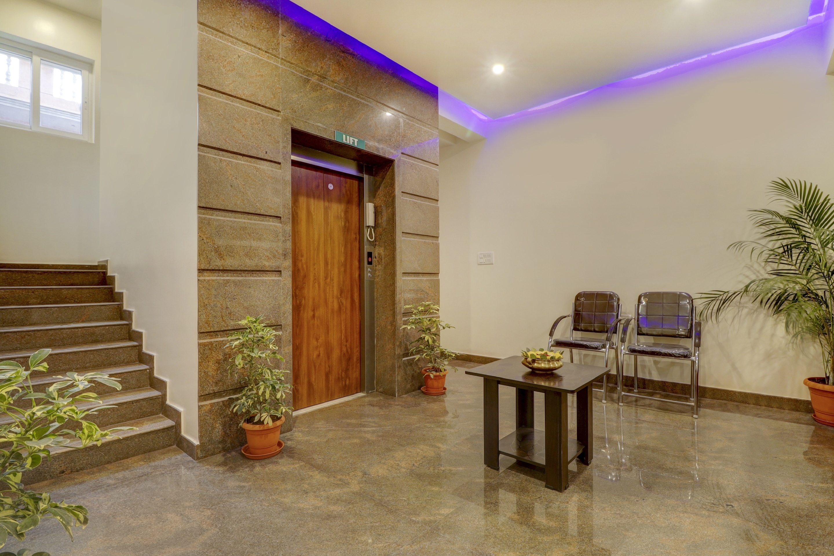 Townhouse Oak Hotel Prime