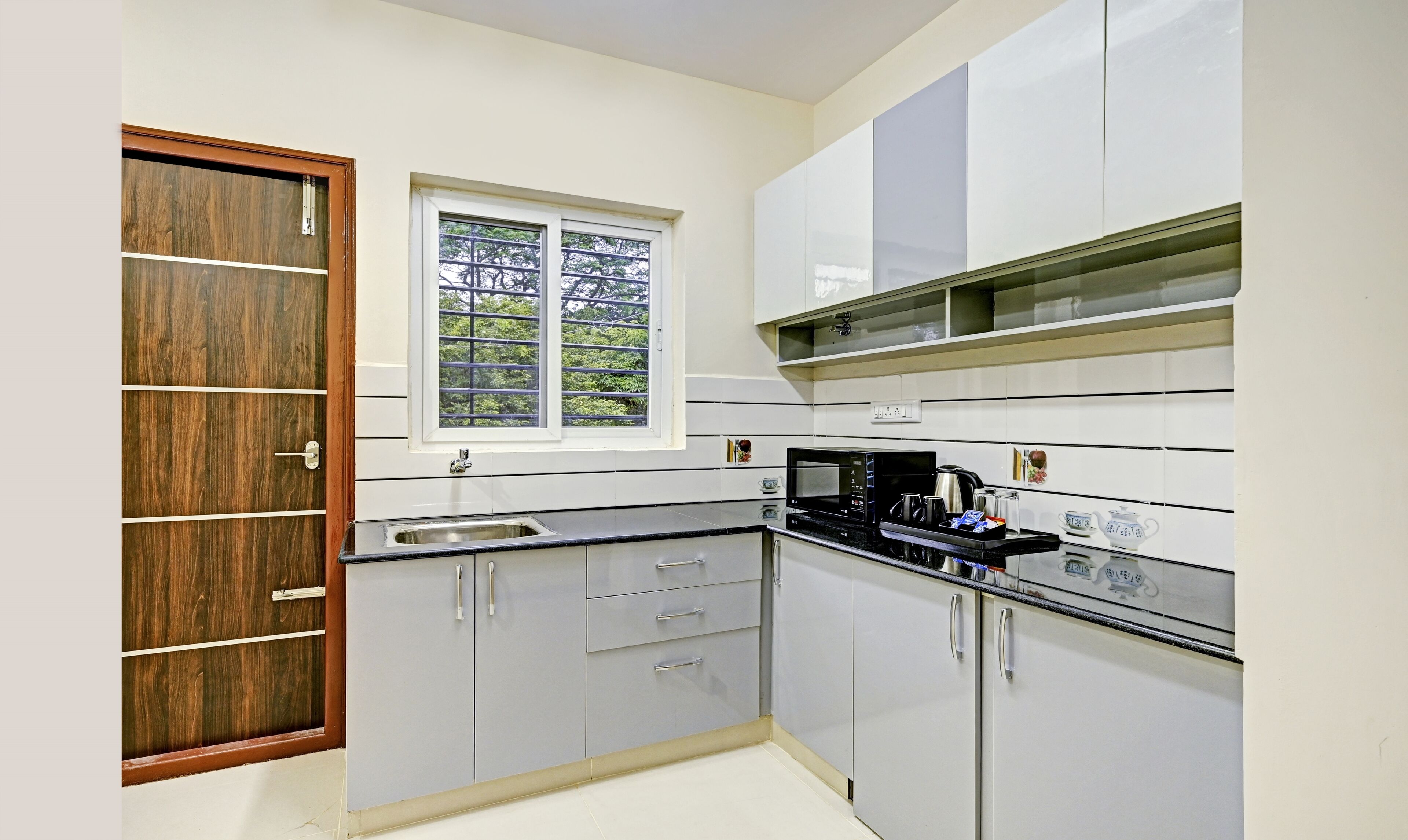 Treebo Trend Rishan Suites