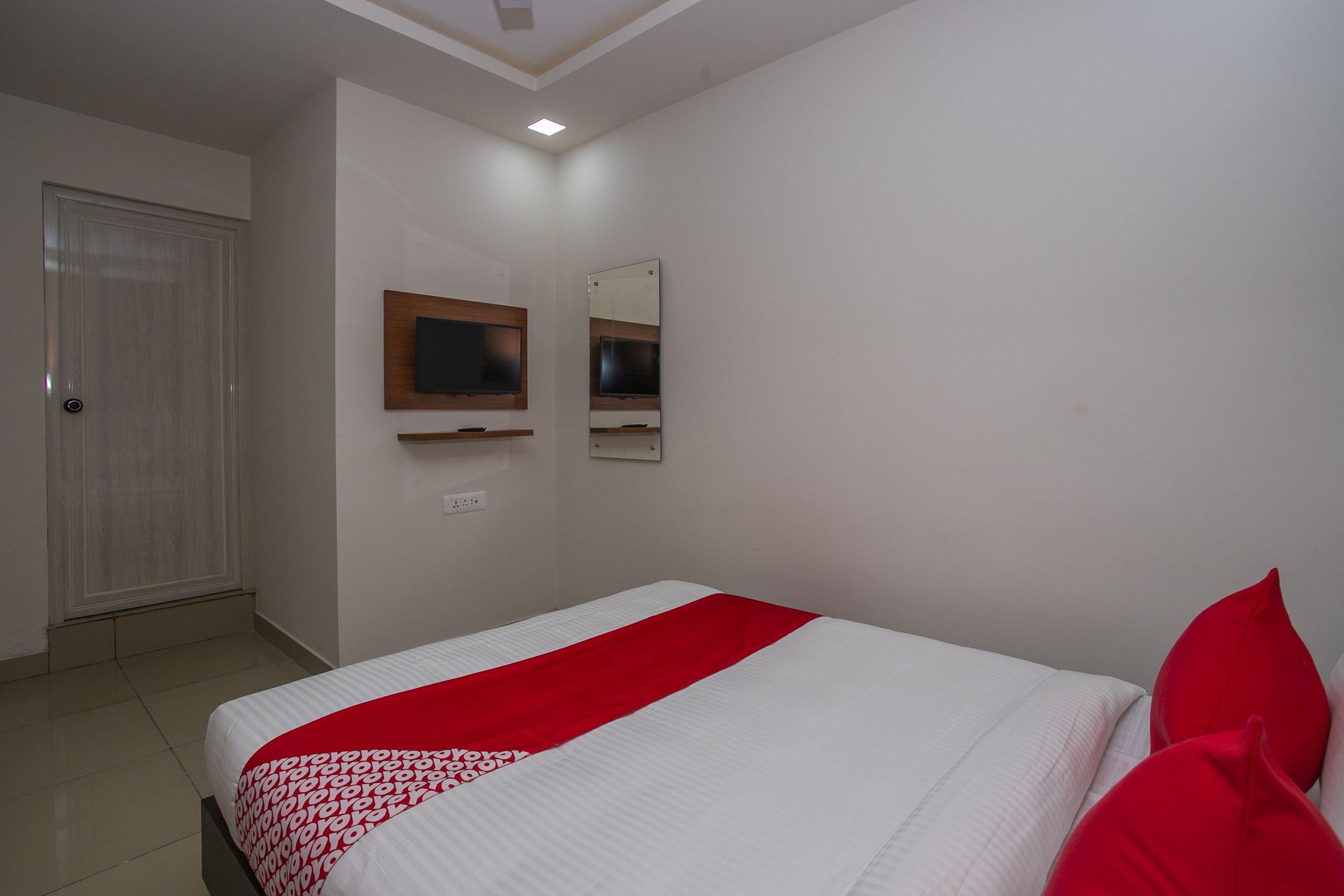 Varcity Phi Pavilion By OYO Rooms