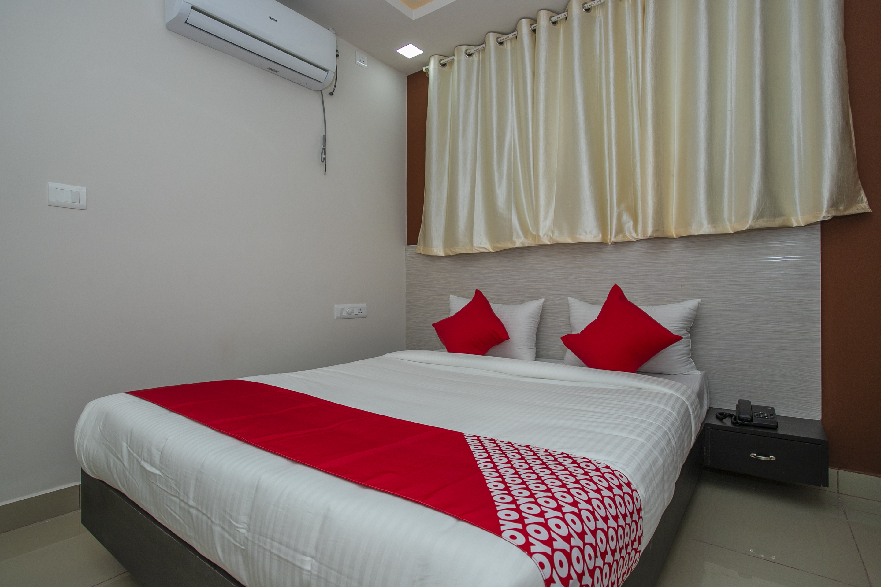 Varcity Phi Pavilion By OYO Rooms