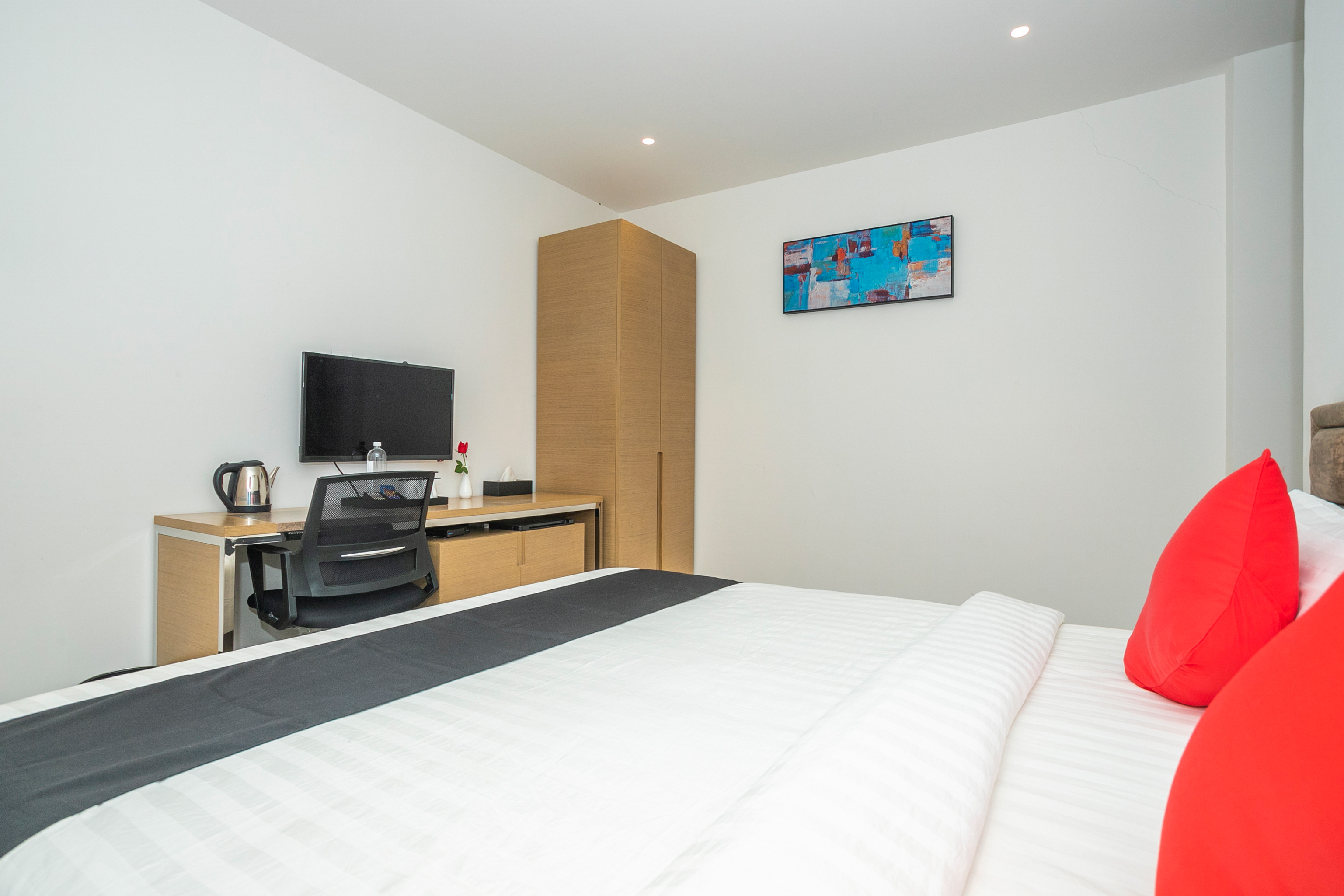 Vihaari 24 Business Hotel
