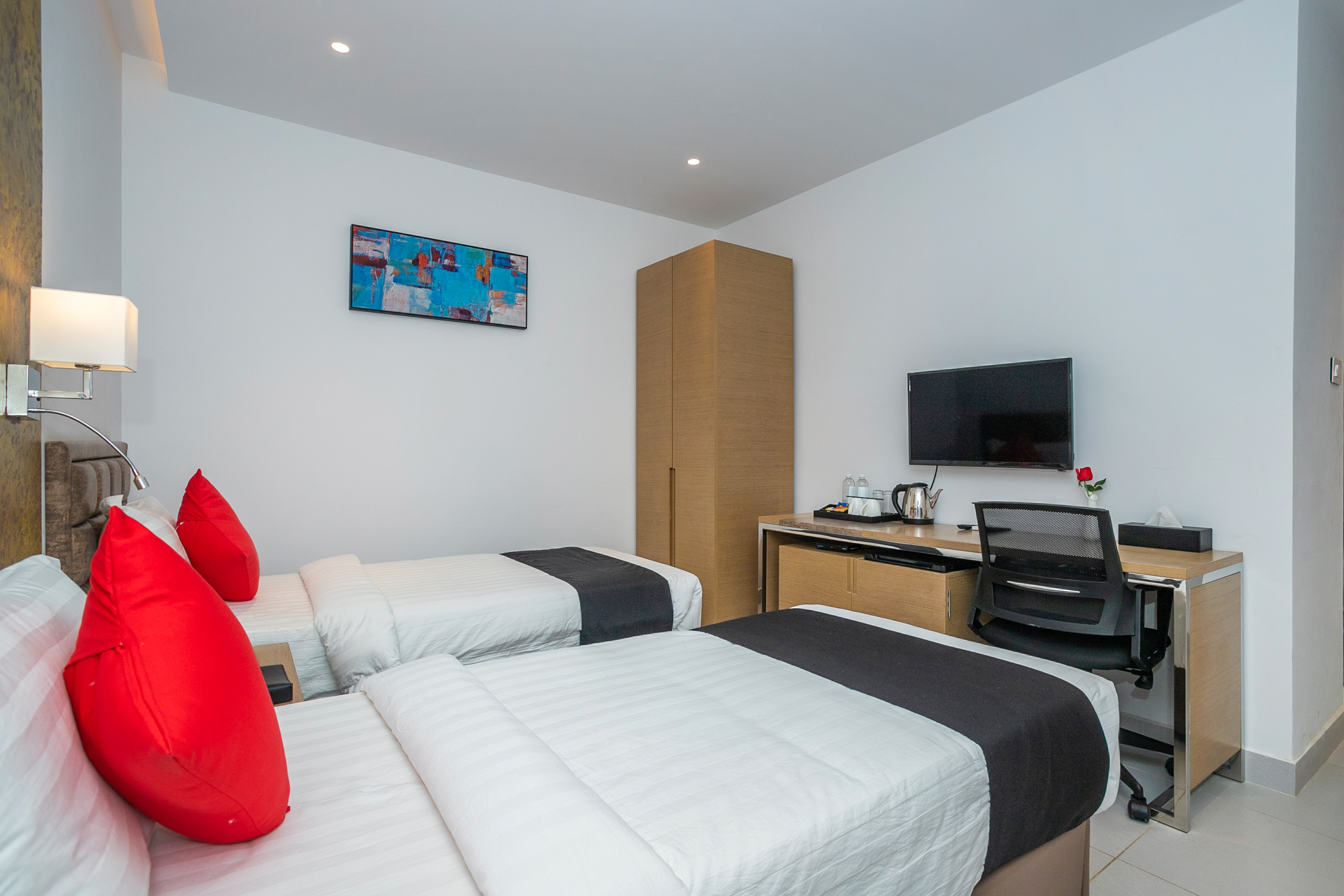 Vihaari 24 Business Hotel
