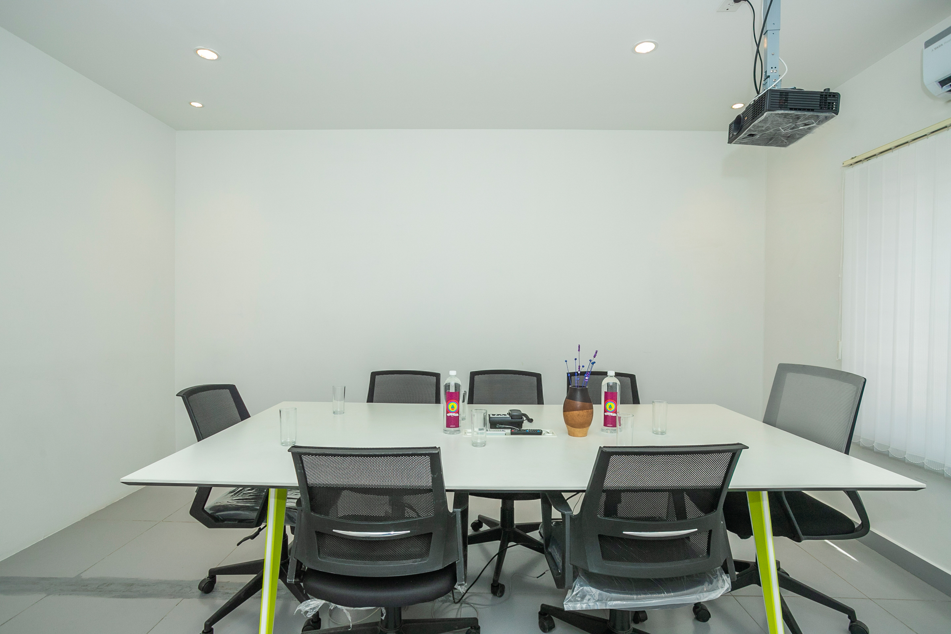 Vihaari 24 Business Hotel