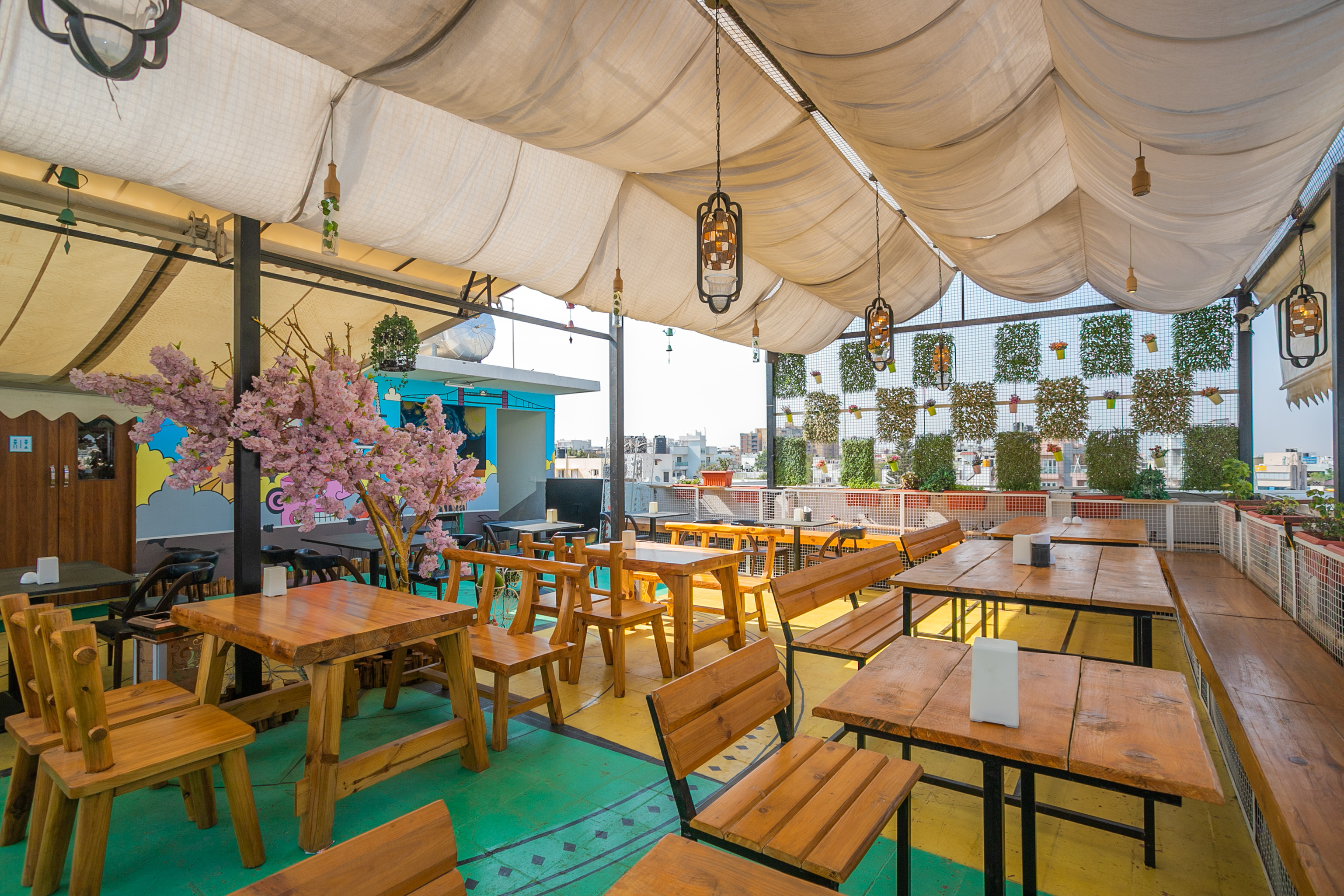 Vihaari 24 Business Hotel