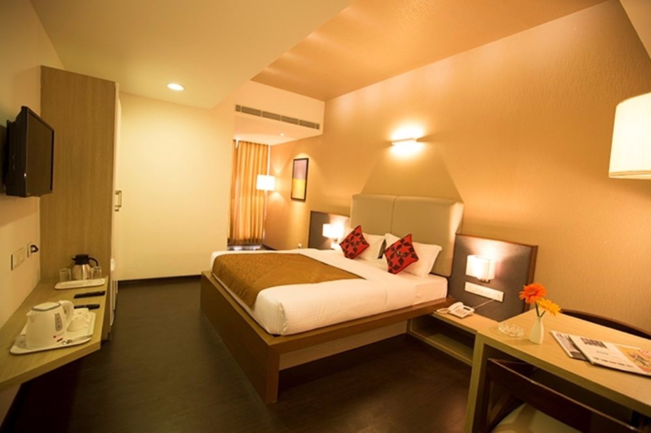 Vinaya Royal Inn