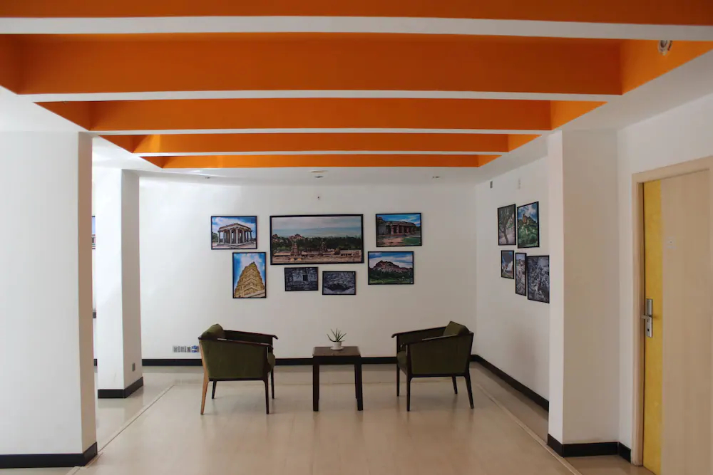 Lazdana Hotel, Bangalore