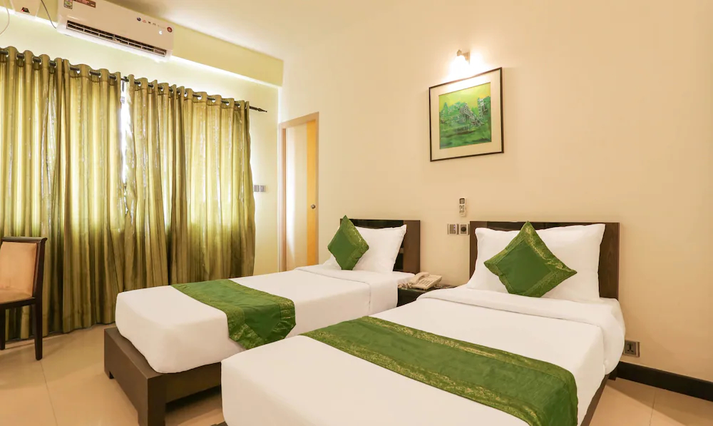 Lazdana Hotel, Bangalore
