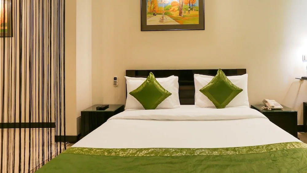 Lazdana Hotel, Bangalore