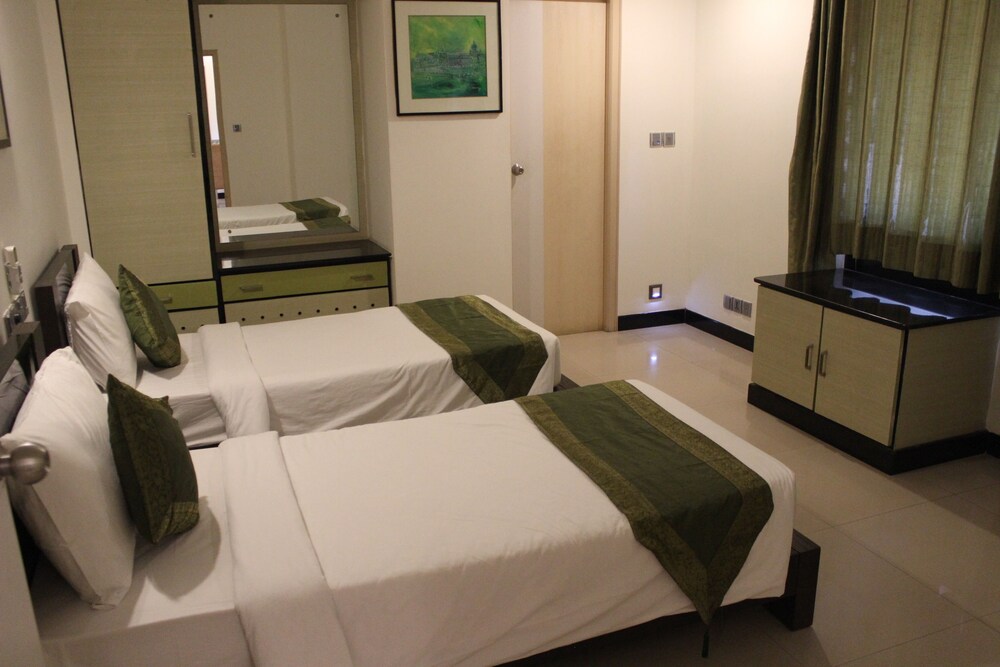 Lazdana Hotel, Bangalore
