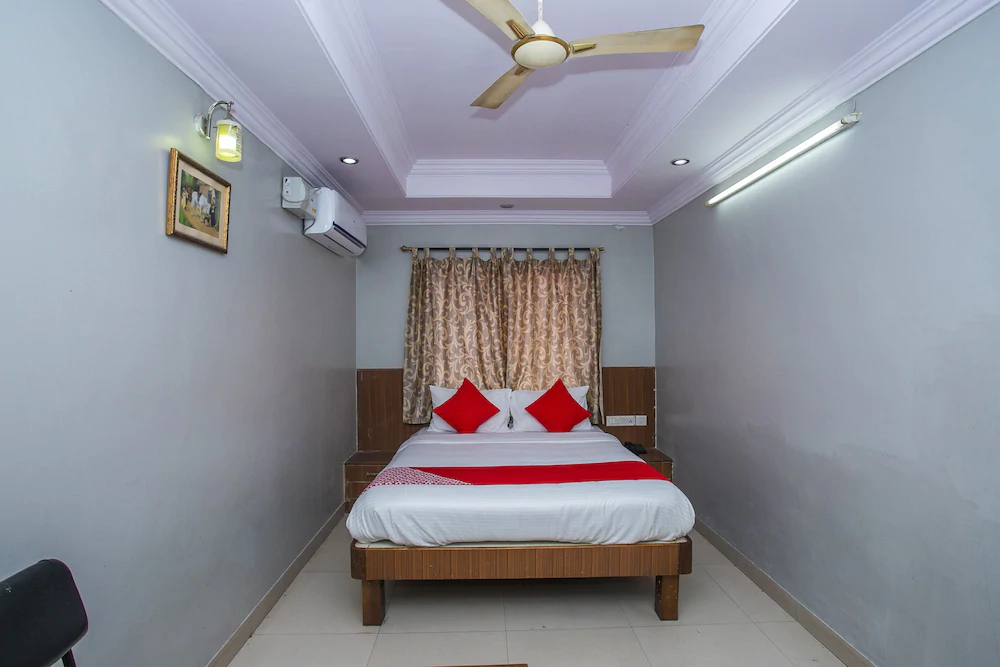 White Fort Lodge by OYO Rooms