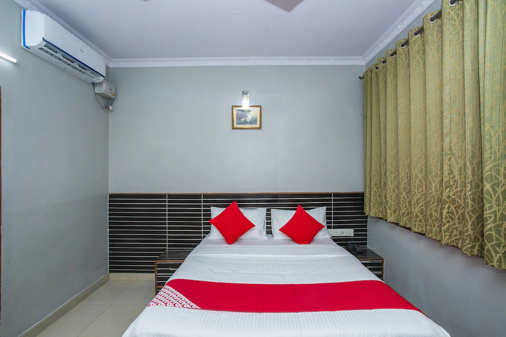 White Fort Lodge by OYO Rooms