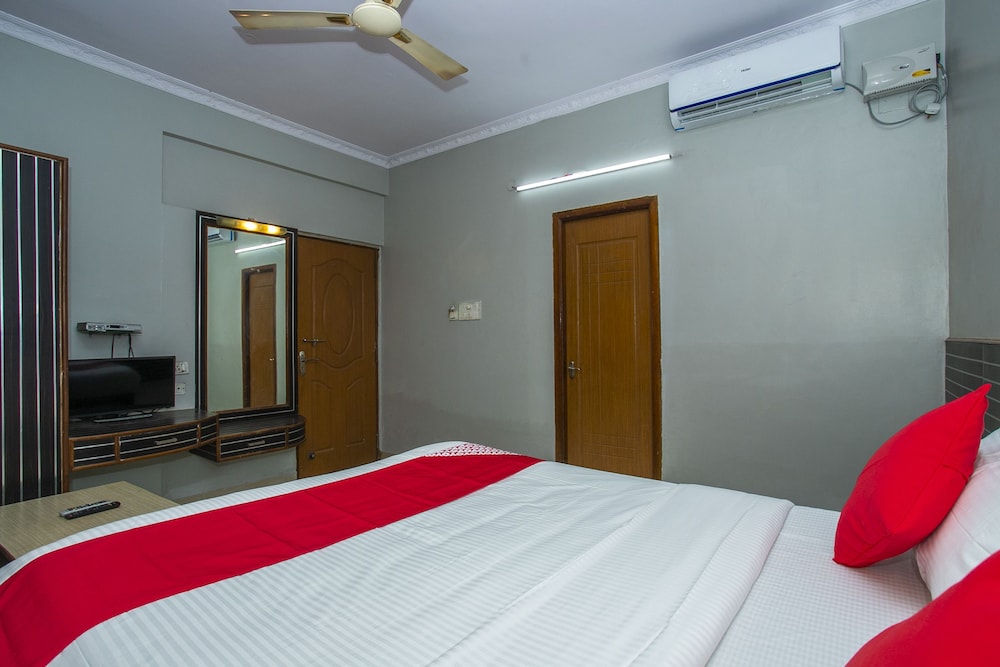 White Fort Lodge by OYO Rooms