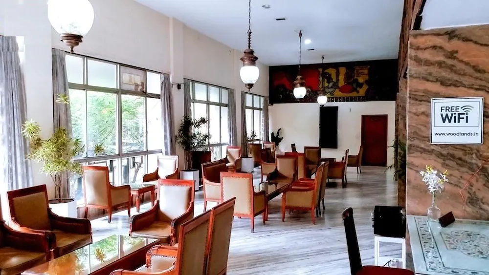 Woodlands Hotel