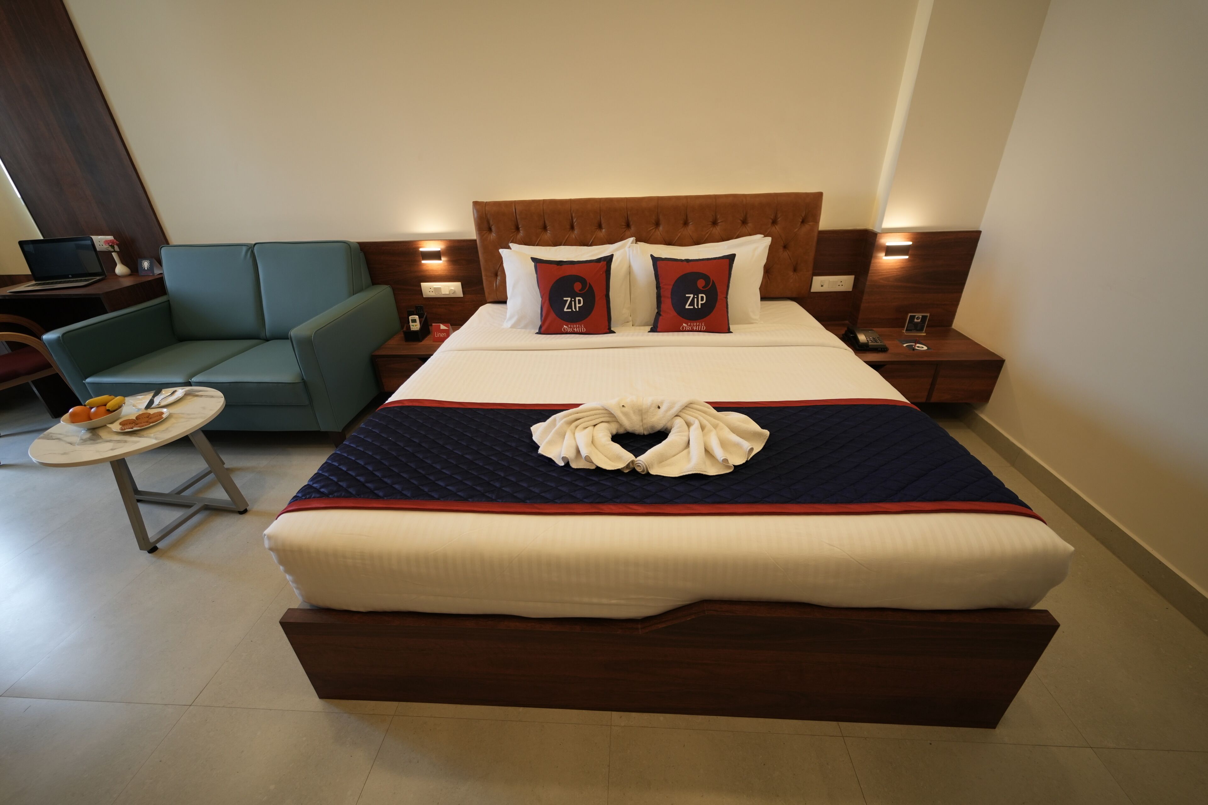 Zip By Spree Hotels Purple Orchid