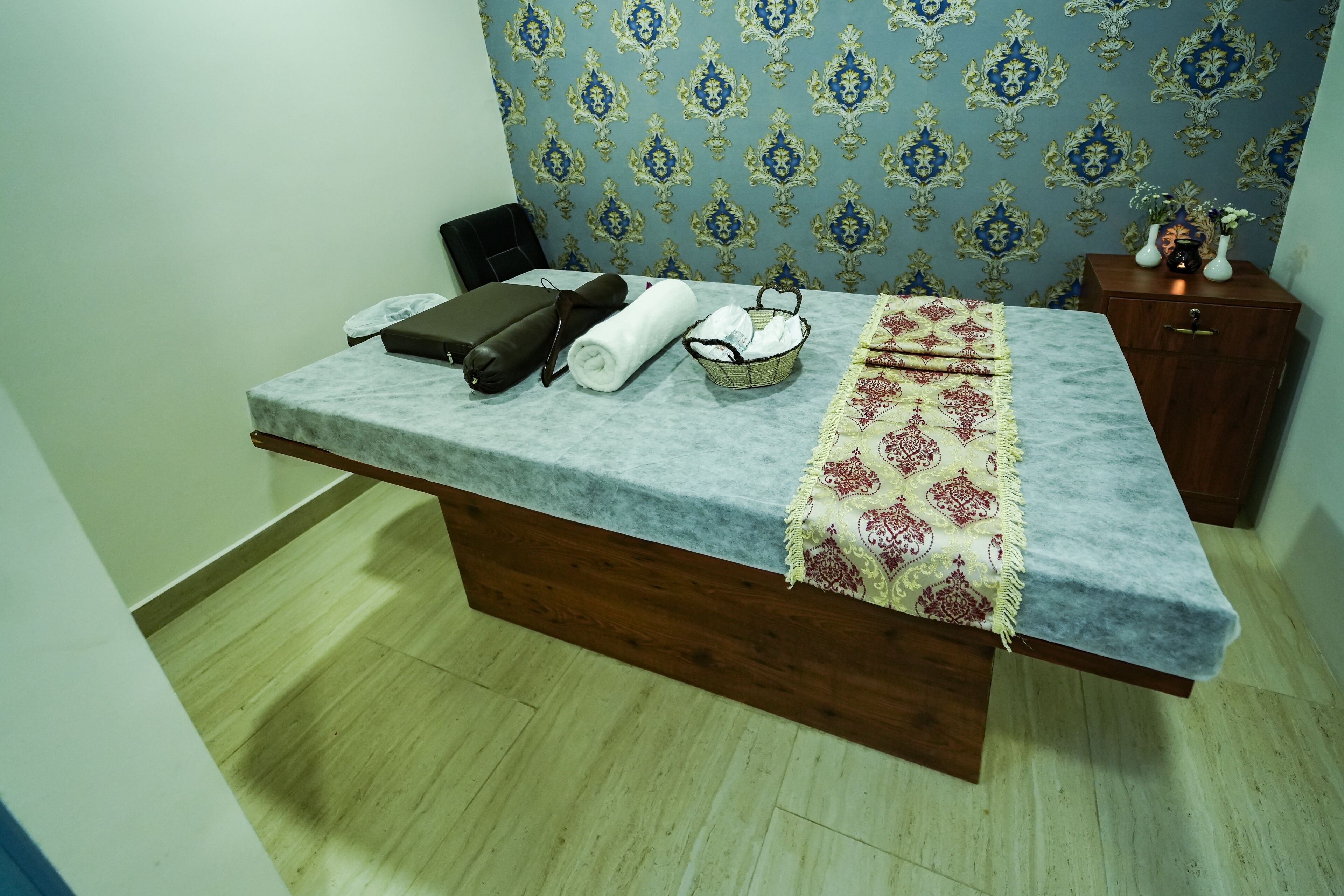 Zip By Spree Hotels Purple Orchid
