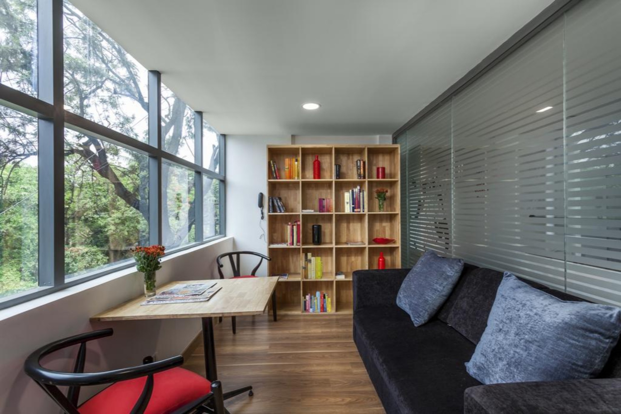 Zip Rooms 12th Avenue by OYO Rooms
