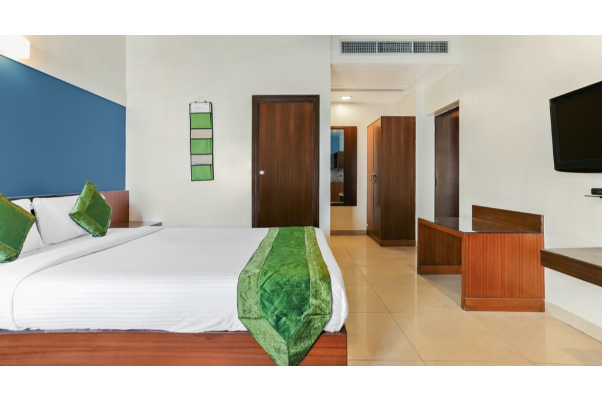 Treebo Trip Cynosure Suites