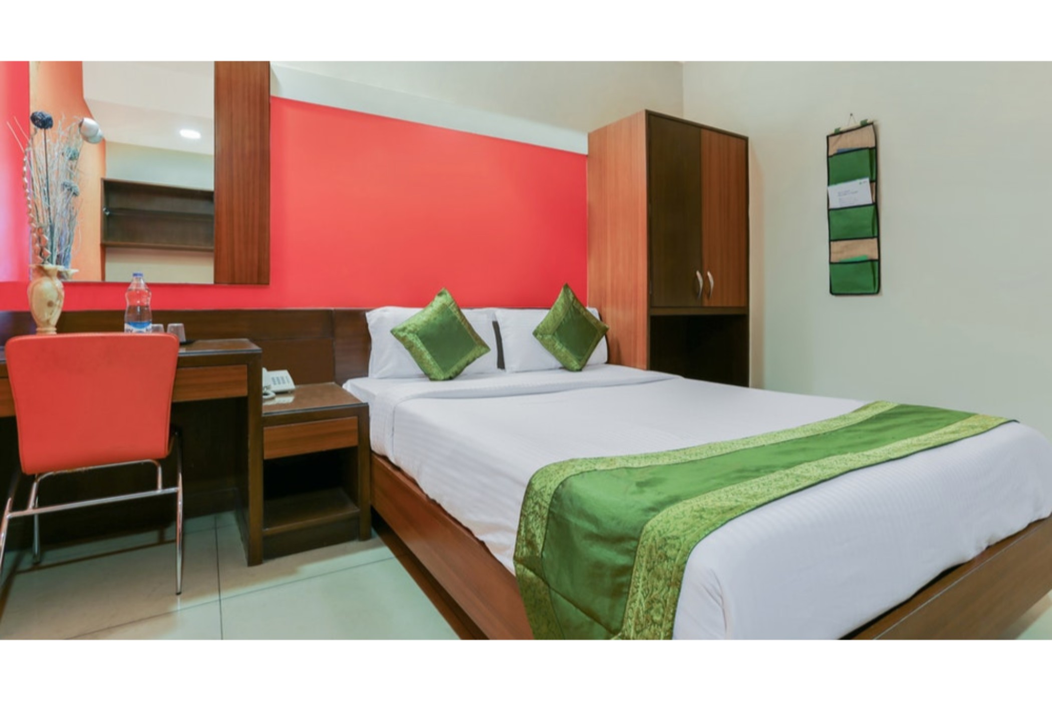 Treebo Trip Cynosure Suites