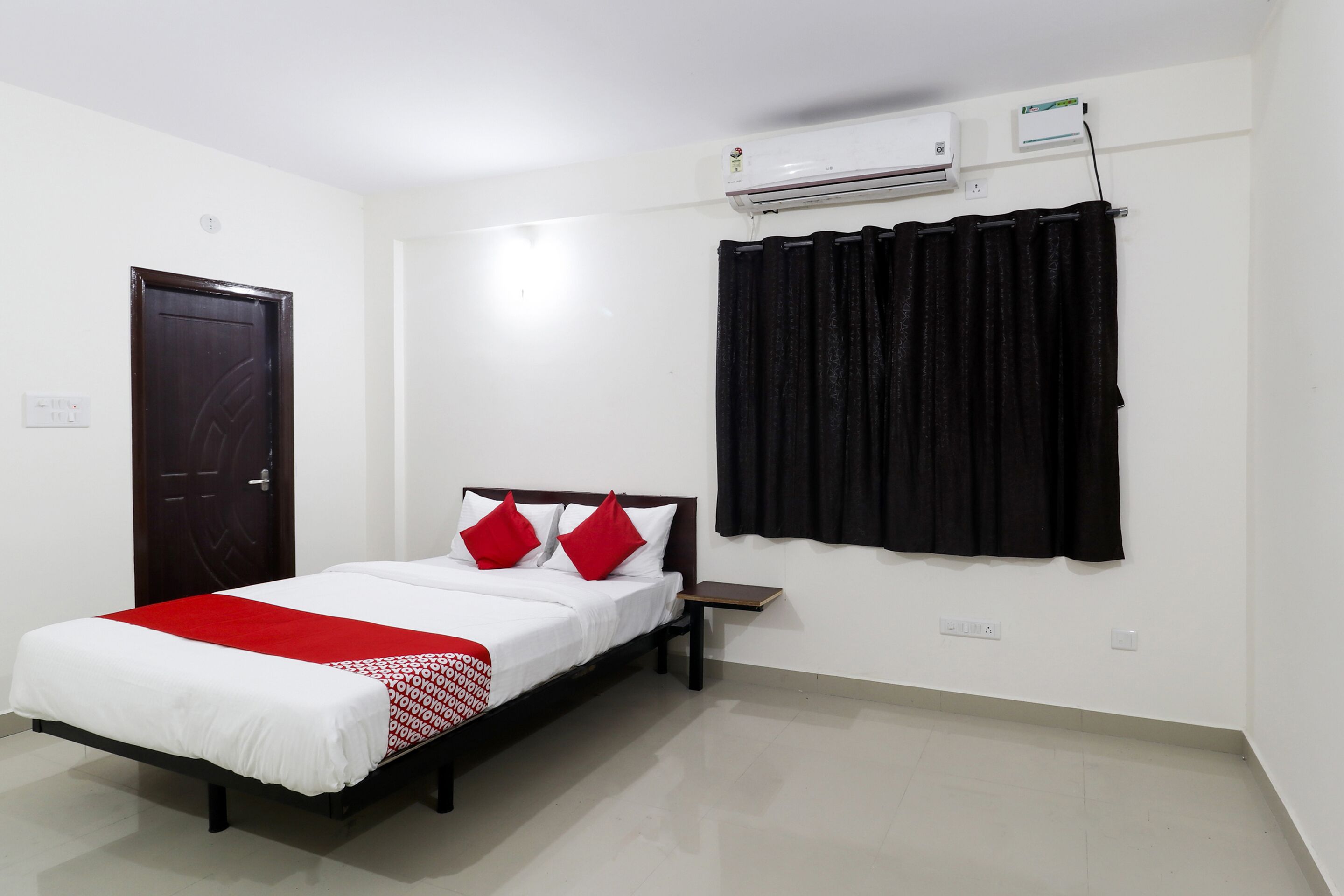 Mmr Castle by OYO Rooms