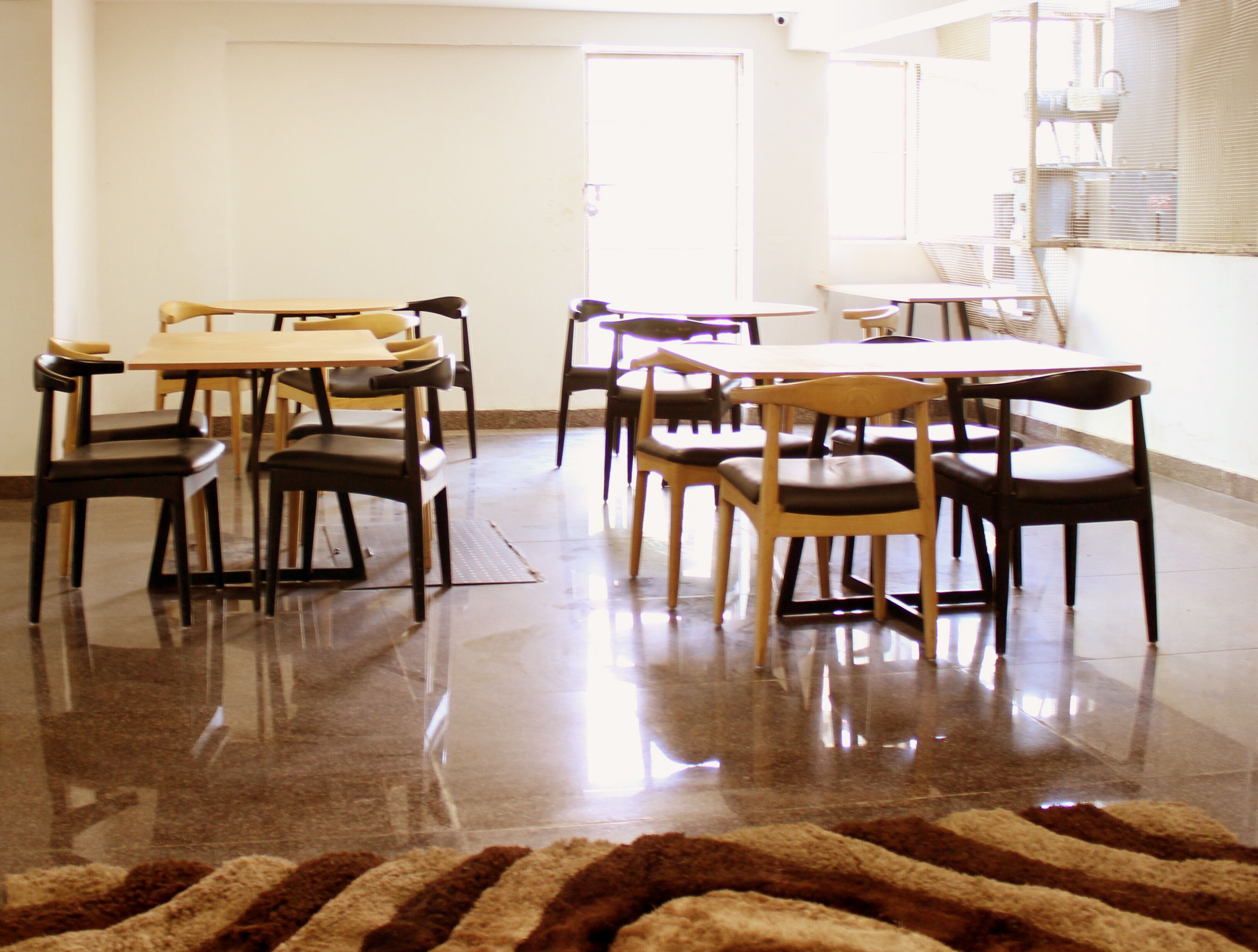 Jagadish Hotel - Begur Hotel