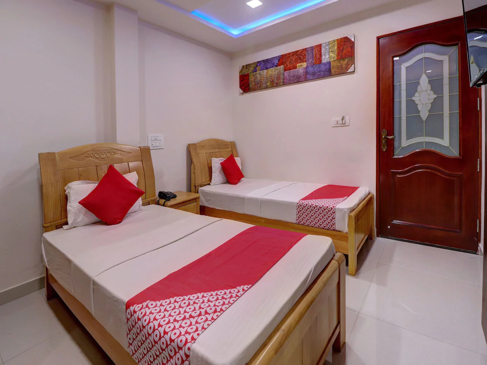 Dv Residency By OYO Rooms