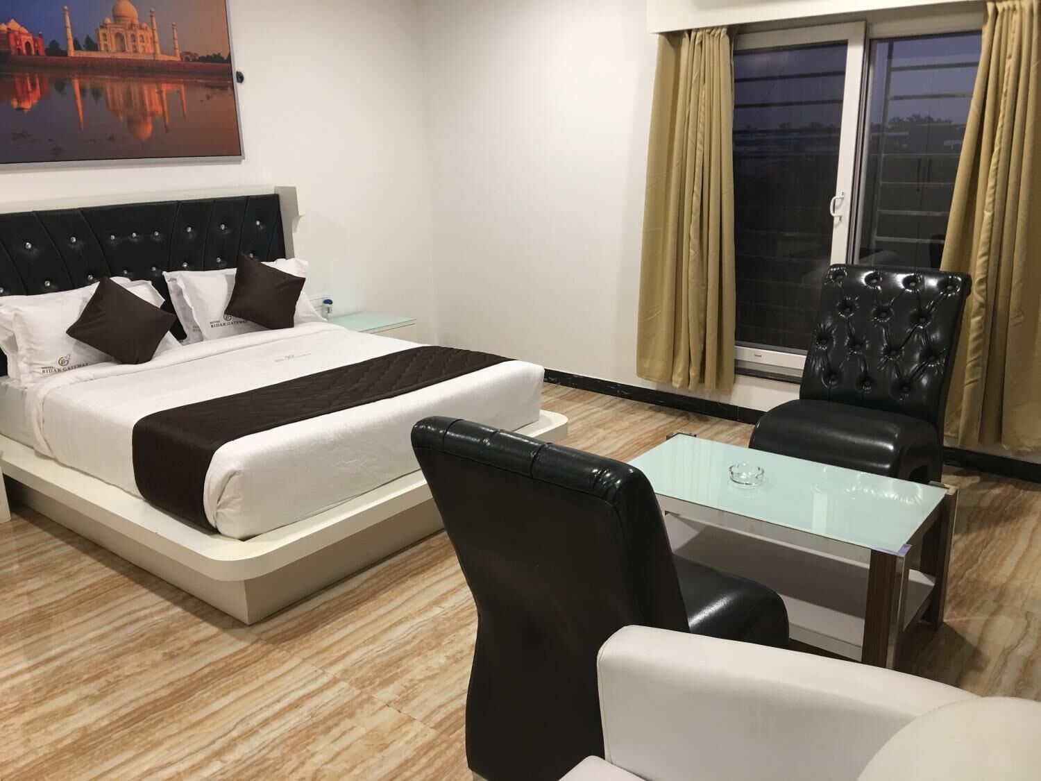 Hotel Bidar Gateway