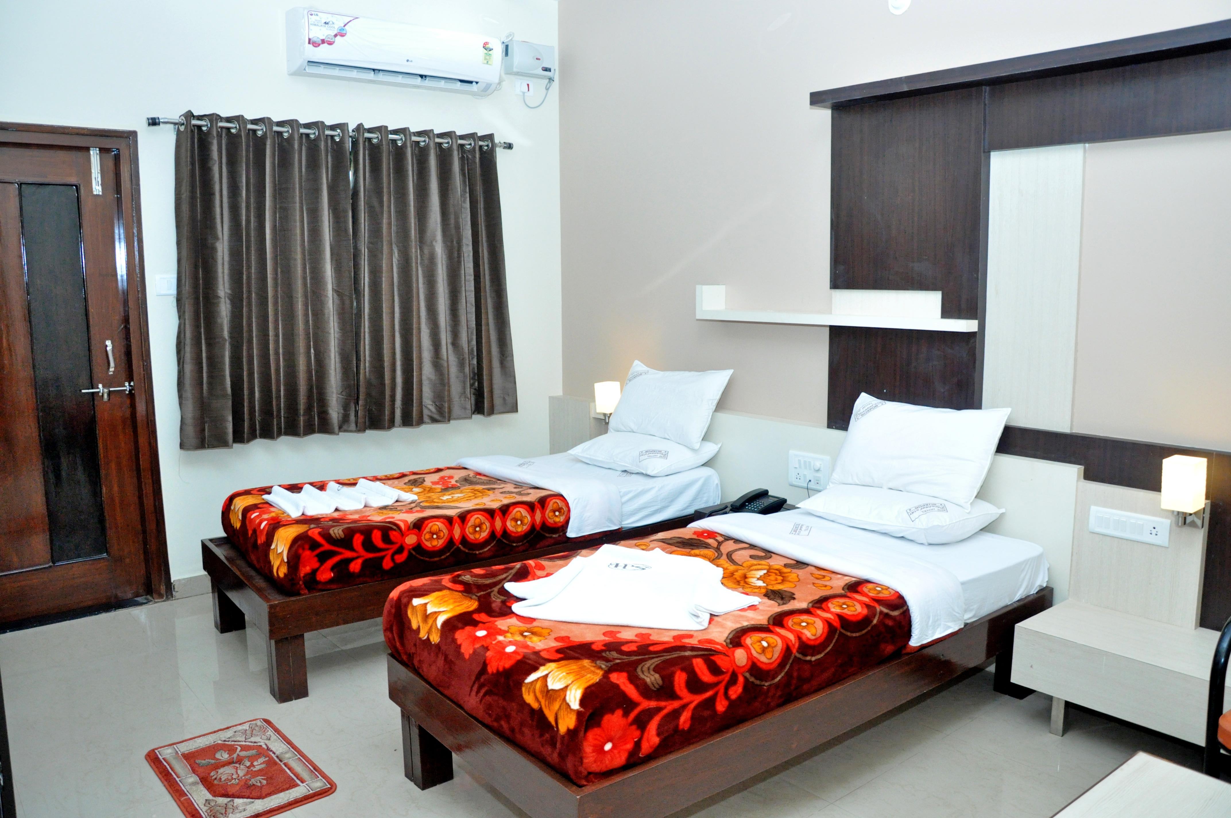 Hotel Pleasant Stay