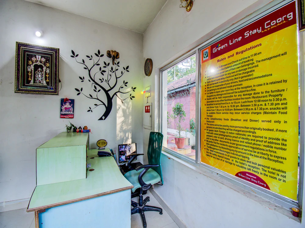 Green Line Stay By OYO Rooms